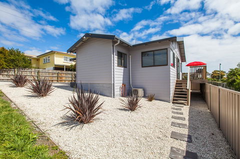 Bircoo Cottage Beach And Golf Getaway - Hotel NSW 0