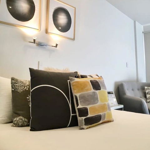 Sandy Bay Studio Apartment - Hotel NSW 1