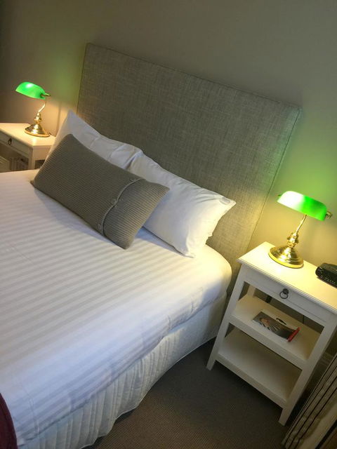 Clydesdale Manor - Hotel NSW 18