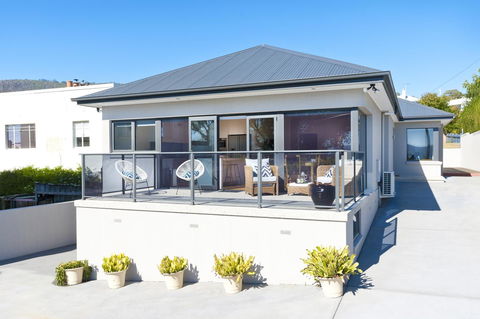 Sandy Bay Waterfront Home - Hotel NSW 33