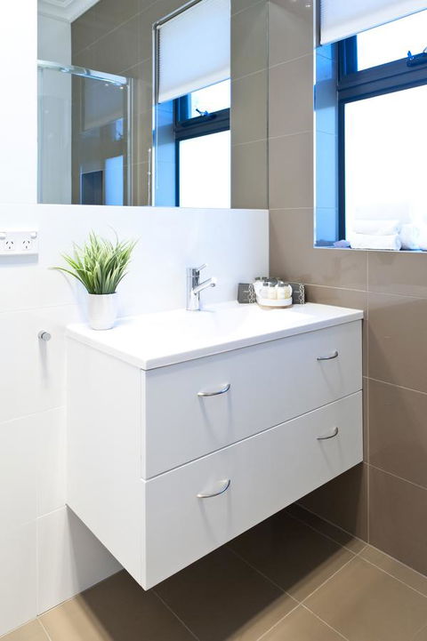 Sandy Bay Waterfront Home - Hotel NSW 34