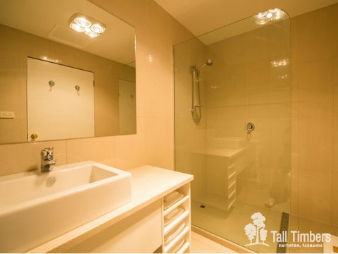 Tall Timbers Tasmania - Hotel NSW 14