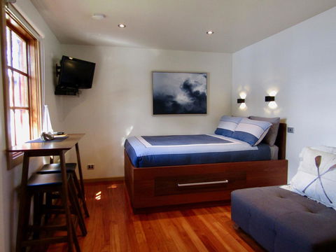 Salt Box Hideaway - Hotel NSW 5