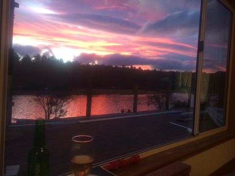 A Slice Of Paradise - Hotel NSW 1