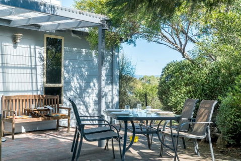 Freycinet Panorama - Hotel NSW 4