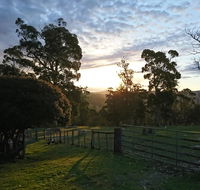 Glengarry farm stay BnB - Hotel NSW