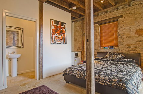 Cleburne Homestead - Hotel NSW 24