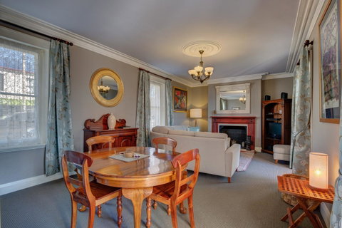 Maison Del Mar - Hotel NSW 2