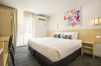 Book Coolaroo Accommodation Vacations Hotel NSW Hotel NSW