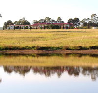 Noble Willow Studio Lovedale. Spacious with views and pool - Hotel NSW