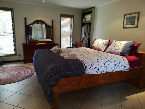 Noosa Edge Nudist Retreat - Hotel NSW 3