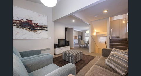 Numbawan-DPA - Hotel NSW 3