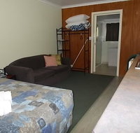 Oakridge Motel Tourist Park - Hotel NSW