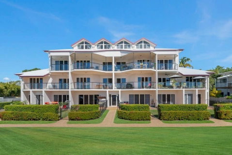 Ocean Breeze, Near Parks And Rowes Bay - Hotel NSW 0