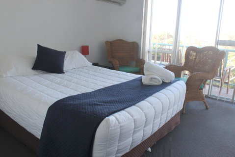 Oceanside Hawks Nest - Hotel NSW 3