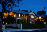 Old Parkes Convent