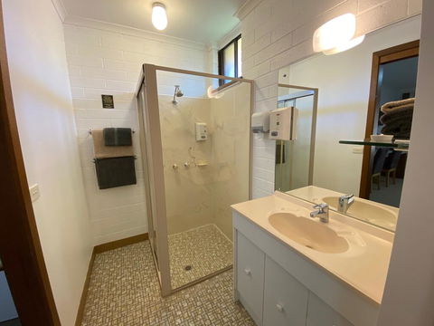 Orana Motor Inn - Hotel NSW 3