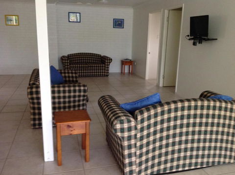 Orchid Beach Apartments - Hotel NSW 1