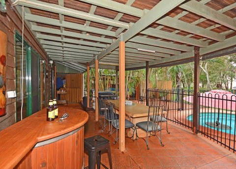 Our Bali House Absolute Beach Front - Hotel NSW 3