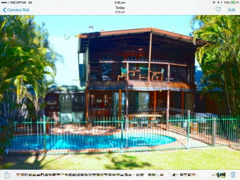 Our Bali House Absolute Beach Front - Hotel NSW 1
