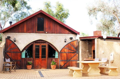 Outback Cellar & Country Cottage - Hotel NSW 0