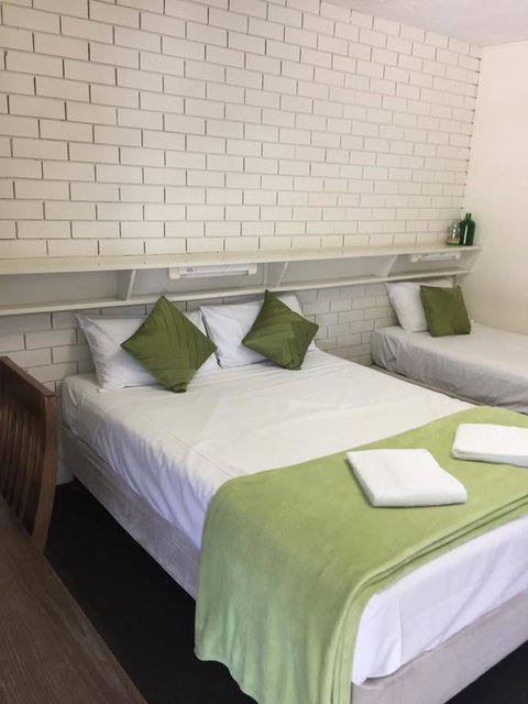 Paradise Motel - Hotel NSW 3