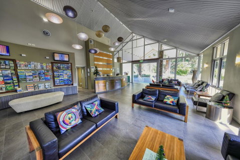Paradise Palms Resort - Hotel NSW 3