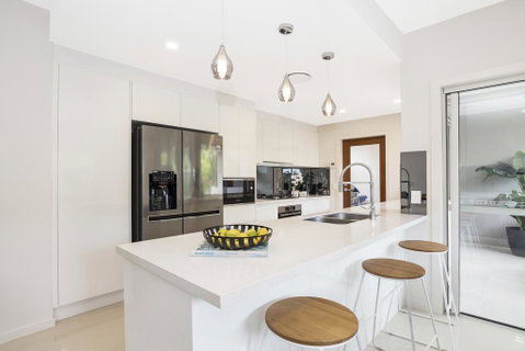 Park Avenue Terrace House Sleeps 9 - Hotel NSW 3