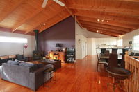 Pelican Sands Bed  Breakfast