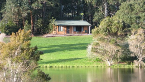 Pemberton Lake View Chalets - Hotel NSW 1