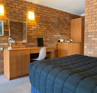 Peter Allen Motor Inn - Hotel NSW