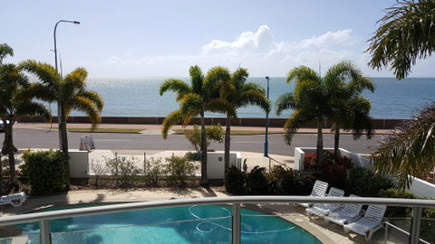 Pier One - Hotel NSW 3