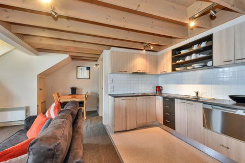Pinot - Hotel NSW 2