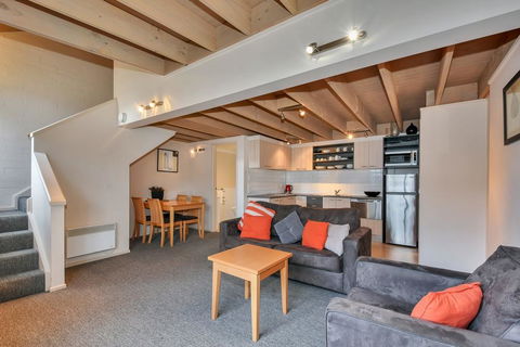 Pinot - Hotel NSW 0