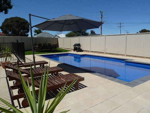 Ploughmans Motor Inn - Hotel NSW 0