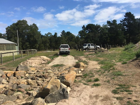 PNL4WDriving Smythesdale - Hotel NSW 2