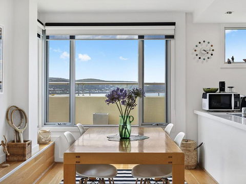POINT GREY APARTMENT ONE - VIEWPOINT - Hotel NSW 3