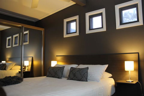 Portman House - Hotel NSW 2