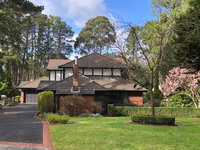 Book Park Orchards Accommodation Vacations Hotel NSW Hotel NSW