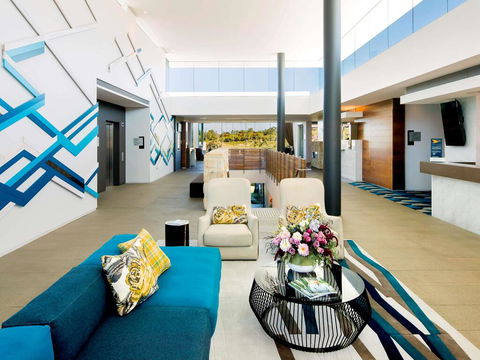 Pullman Magenta Shores Resort - Hotel NSW 2