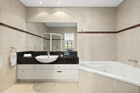 Quality Hotel Parklake Shepparton - Hotel NSW 3
