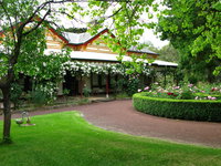 Book Woolsthorpe Accommodation Vacations Hotel NSW Hotel NSW
