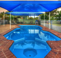 Queens Beach Tourist Village - Hotel NSW