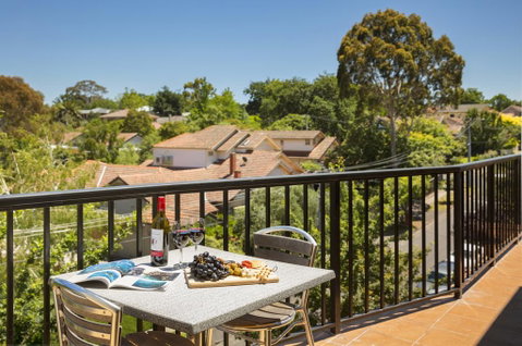 Quest Mont Albert - Hotel NSW 3