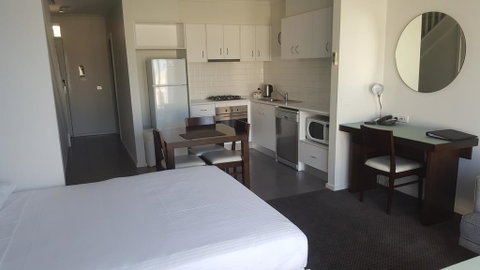 Quest Sanctuary Lakes - Hotel NSW 3