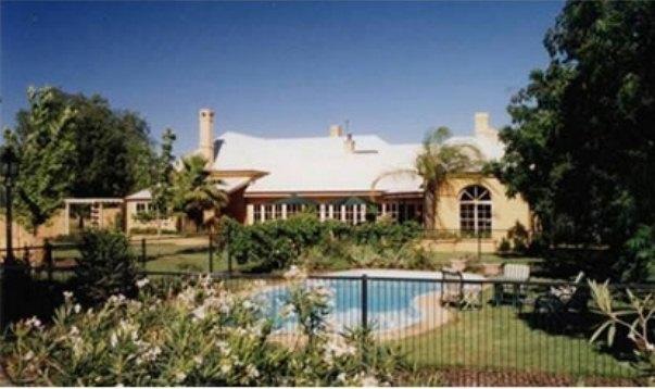 Mountain Creek NSW Hotel NSW