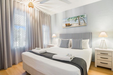 Rare! Modern Unit With Private Fenced Garden Close To The Beach PC4 - Hotel NSW 1