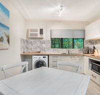 Rare Modern Unit with Private Fenced garden Close to The Beach PC5 - Hotel NSW