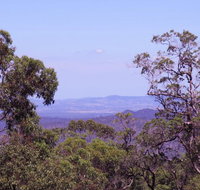Ravensbourne Escape - Cedar Lodge - Hotel NSW