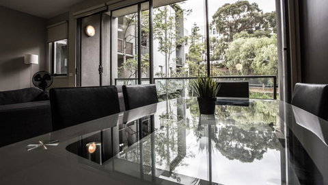 Readyset On Altona - Hotel NSW 1